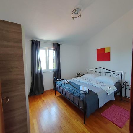 Apartman Roko, Pula Hrvatska Kültér fotó