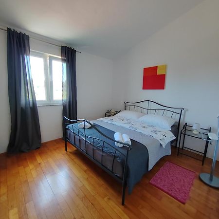 Apartman Roko, Pula Hrvatska Kültér fotó