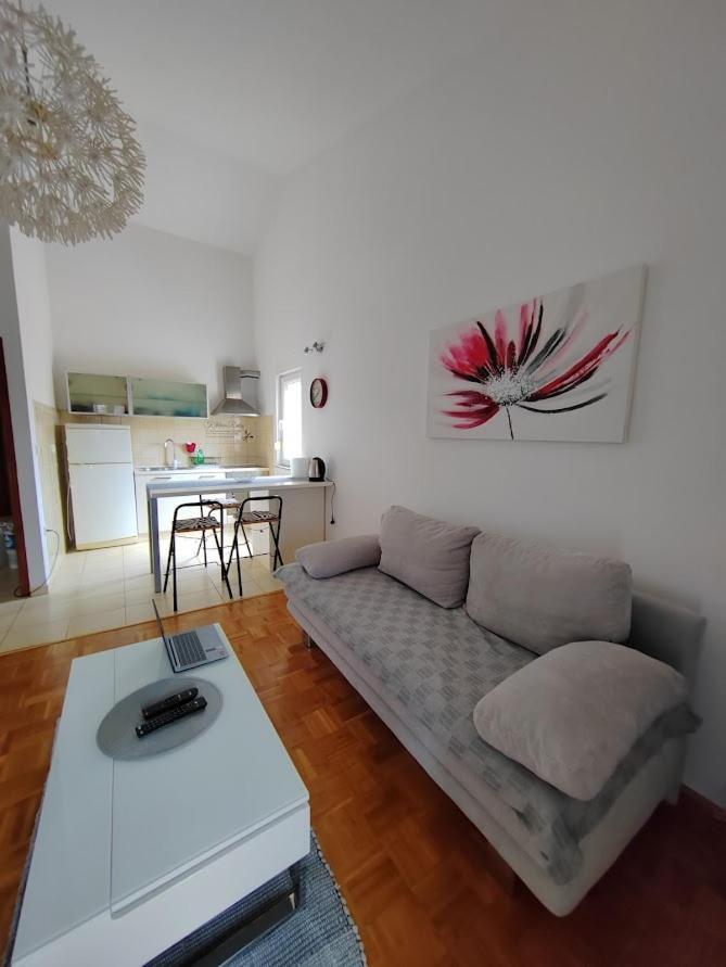 Apartman Roko, Pula Hrvatska Kültér fotó